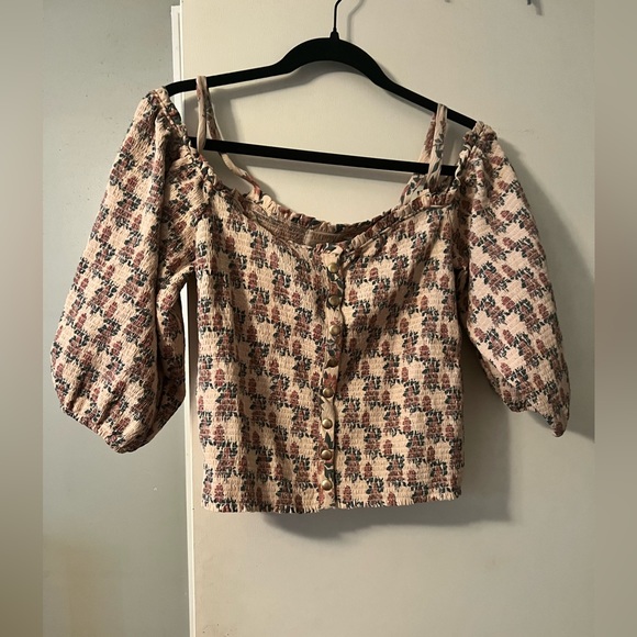 Nation LTD Tops - NWOT Nation Stretch off the shoulder top